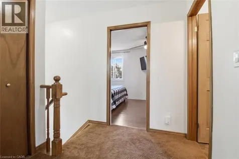 54 Merritt Crescent Grimsby ON L3M 5B7