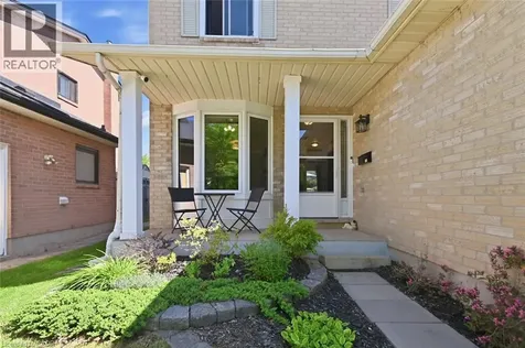54 Merritt Crescent Grimsby ON L3M 5B7