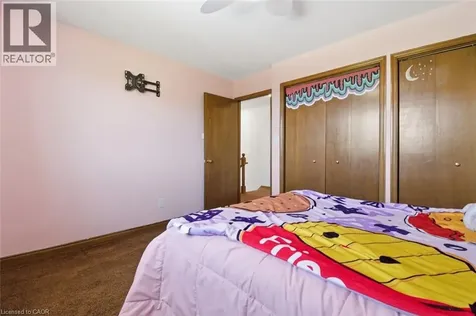 54 Merritt Crescent Grimsby ON L3M 5B7