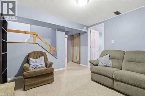 54 Merritt Crescent Grimsby ON L3M 5B7