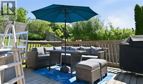 54 Merritt Crescent Grimsby ON L3M 5B7