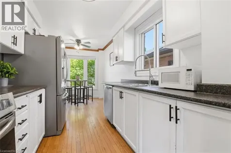 54 Merritt Crescent Grimsby ON L3M 5B7