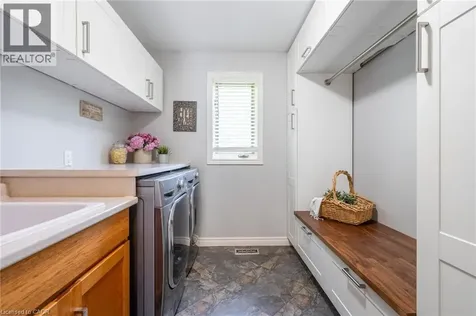18 Westie Road Brantford ON N3T 5L4