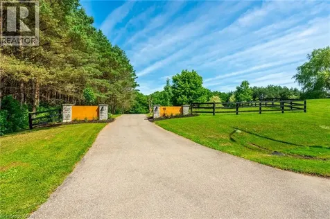 18 Westie Road Brantford ON N3T 5L4