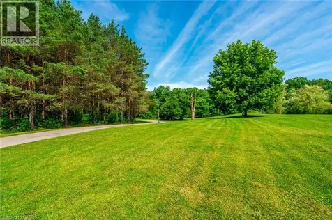 18 Westie Road Brantford ON N3T 5L4