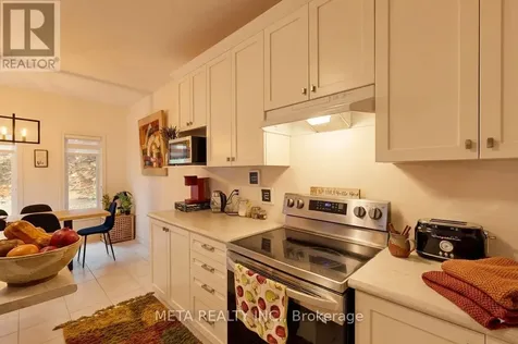 61 Maidens Crescent Collingwood ON L9Y 5M4