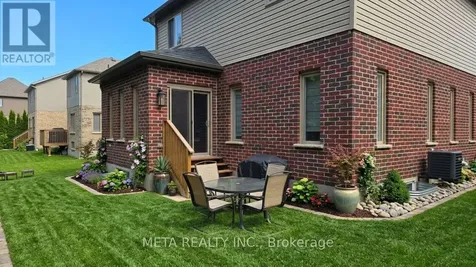 61 Maidens Crescent Collingwood ON L9Y 5M4