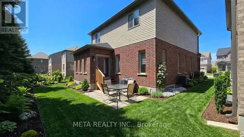 61 Maidens Crescent Collingwood ON L9Y 5M4