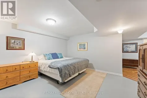 19 Starboard Circle Wasaga Beach ON L9Z 0E9