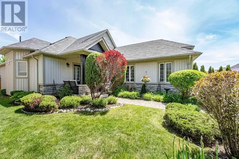 19 Starboard Circle Wasaga Beach ON L9Z 0E9