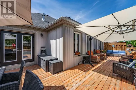 19 Starboard Circle Wasaga Beach ON L9Z 0E9