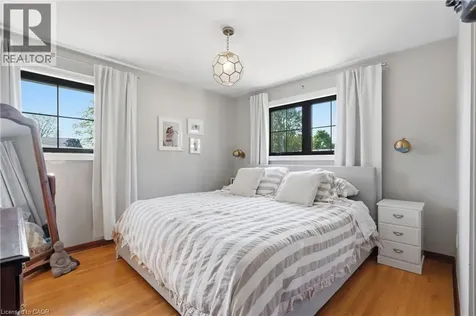 6 Mccammon Street Paris ON N3L 1V9