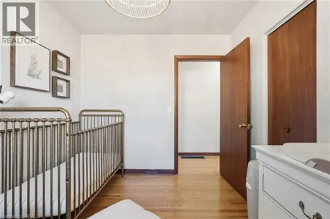 6 Mccammon Street Paris ON N3L 1V9