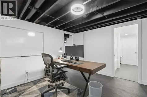 6 Mccammon Street Paris ON N3L 1V9