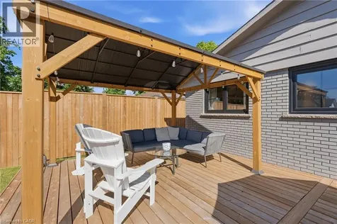 6 Mccammon Street Paris ON N3L 1V9