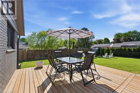 6 Mccammon Street Paris ON N3L 1V9
