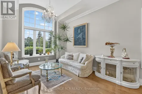 19 Emerald Heights Drive Whitchurch-stouffville ON L4A 0C8