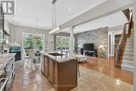 19 Emerald Heights Drive Whitchurch-stouffville ON L4A 0C8