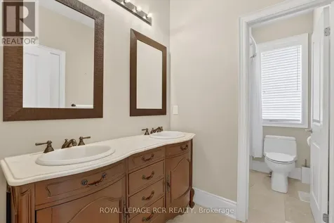 19 Emerald Heights Drive Whitchurch-stouffville ON L4A 0C8