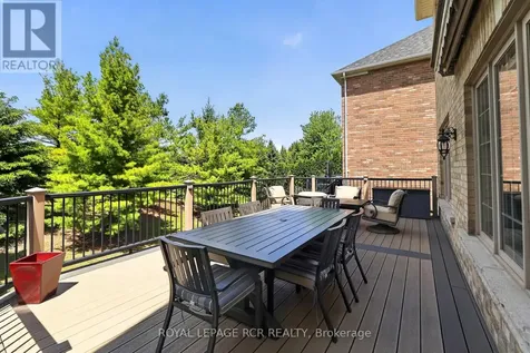 19 Emerald Heights Drive Whitchurch-stouffville ON L4A 0C8