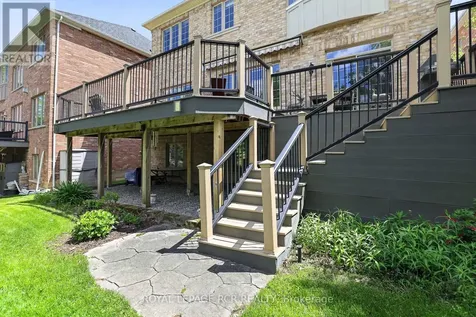 19 Emerald Heights Drive Whitchurch-stouffville ON L4A 0C8
