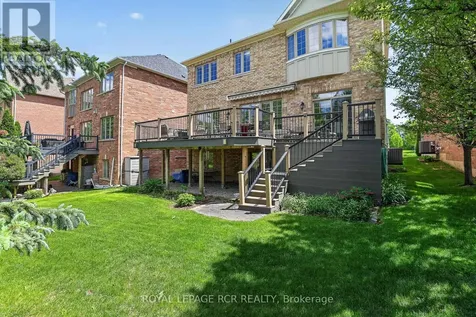 19 Emerald Heights Drive Whitchurch-stouffville ON L4A 0C8
