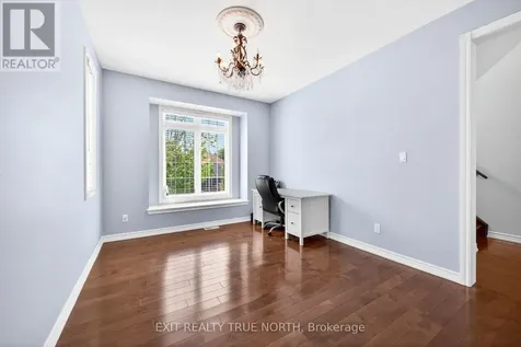 27 Grand Poplar Lane Wasaga Beach ON L9Z 0C7