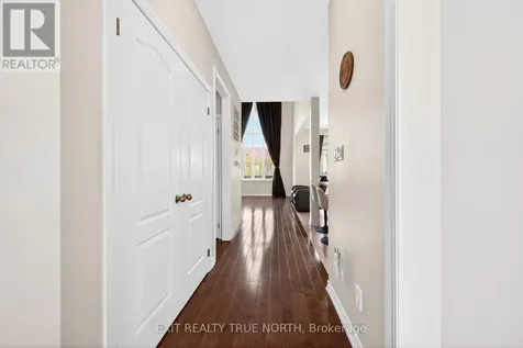 27 Grand Poplar Lane Wasaga Beach ON L9Z 0C7
