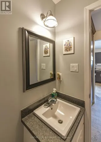 25 Rachael Road Orillia ON L3V 7Y3