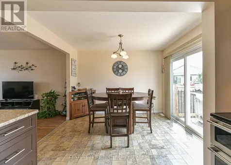 25 Rachael Road Orillia ON L3V 7Y3