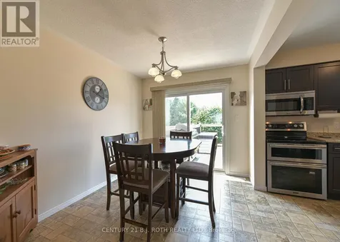 25 Rachael Road Orillia ON L3V 7Y3