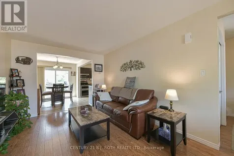25 Rachael Road Orillia ON L3V 7Y3