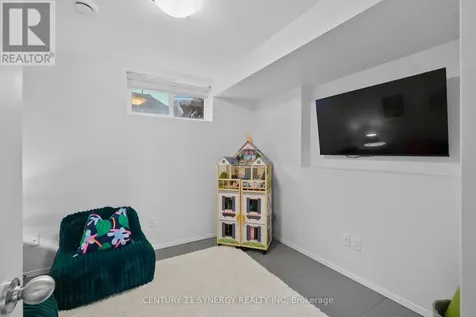 26 Stonehurst Avenue Ottawa ON K1Y 1R4