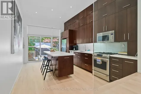 26 Stonehurst Avenue Ottawa ON K1Y 1R4