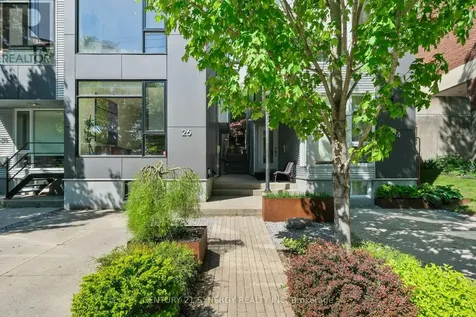 26 Stonehurst Avenue Ottawa ON K1Y 1R4