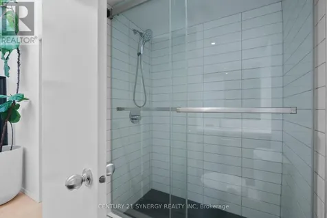 26 Stonehurst Avenue Ottawa ON K1Y 1R4