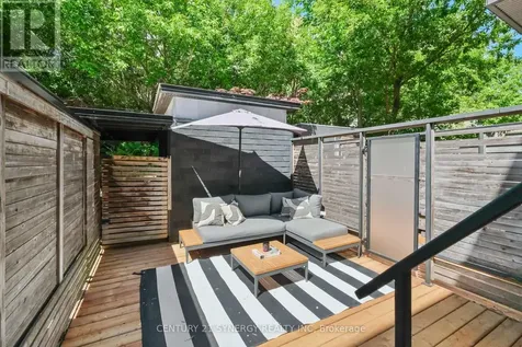 26 Stonehurst Avenue Ottawa ON K1Y 1R4