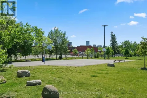 26 Stonehurst Avenue Ottawa ON K1Y 1R4