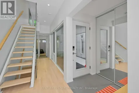 26 Stonehurst Avenue Ottawa ON K1Y 1R4