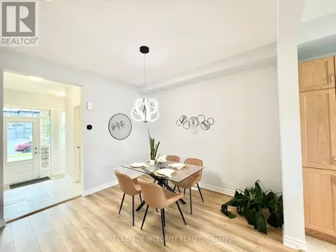 422 Cope Drive Ottawa ON K2V 0P8