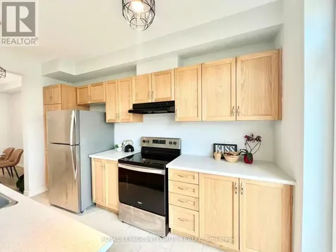 422 Cope Drive Ottawa ON K2V 0P8