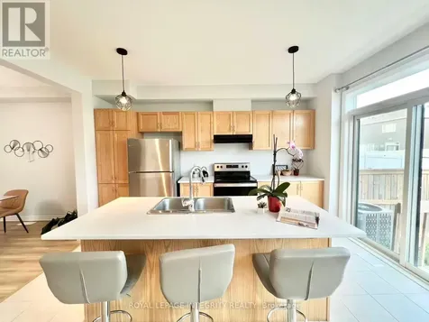 422 Cope Drive Ottawa ON K2V 0P8