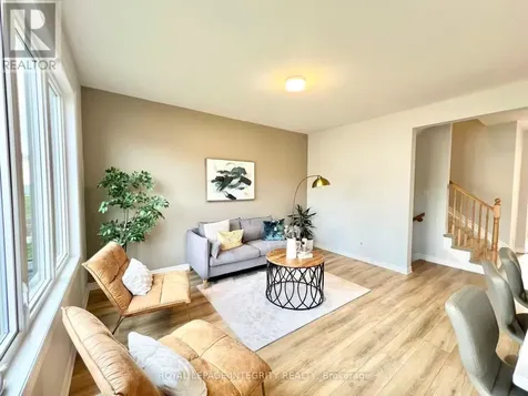 422 Cope Drive Ottawa ON K2V 0P8