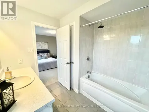 422 Cope Drive Ottawa ON K2V 0P8