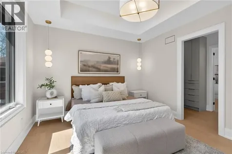 148 Herald Avenue Oakville ON L6K 1S2