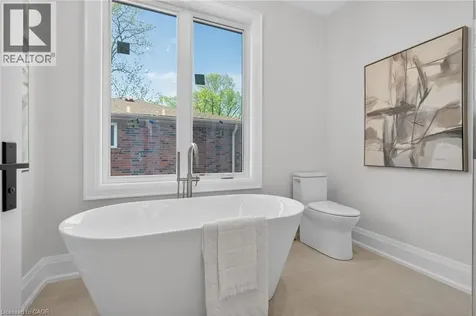 148 Herald Avenue Oakville ON L6K 1S2