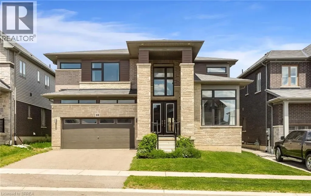 10 Mcgovern Lane Paris ON N3L 0K3