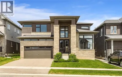 10 Mcgovern Lane Paris ON N3L 0K3