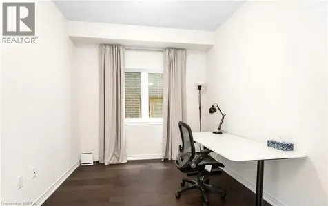 10 Mcgovern Lane Paris ON N3L 0K3