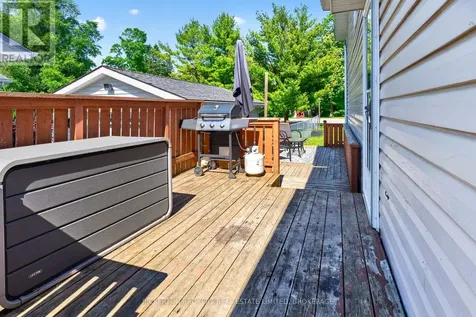 41 Maple Street South Gananoque ON K7G 2N6
